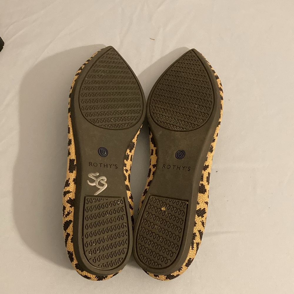 Rothy's Leopard Print Pointed Toe Flats in Tan and Black with Blue Trim - Picture 3 of 5